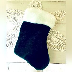 Small Green Stalking